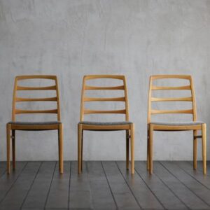 Set of Modern Wooden Ladder-Back Chairs with Padded Seats